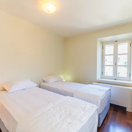 Old Town Maisonette - Outdoor Space Appartement