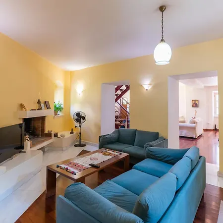 Old Town Maisonette - Outdoor Space Appartement